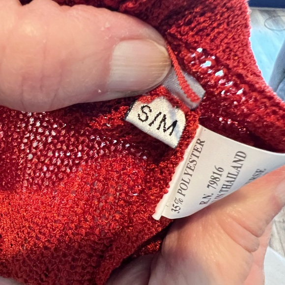 Sweater - Picture 7 of 7